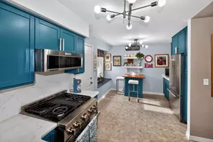 104 E Sutton Pl, Waukesha, WI 53188 - Photo 17