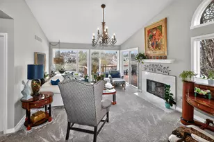 104 E Sutton Pl, Waukesha, WI 53188 - Photo 7