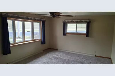 1412  Henry St, Watertown, WI 53094 - Photo 27