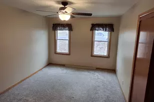 1412 Henry St, Watertown, WI 53094 - Photo 15