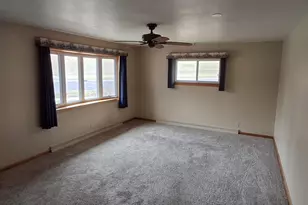 1412 Henry St, Watertown, WI 53094 - Photo 7