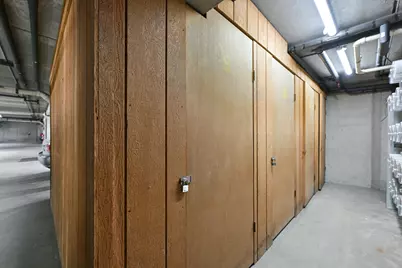 384  Park Hill Dr #E, Pewaukee, WI 53072 - Photo 25