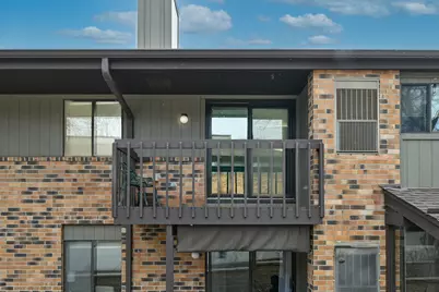 384  Park Hill Dr #E, Pewaukee, WI 53072 - Photo 27