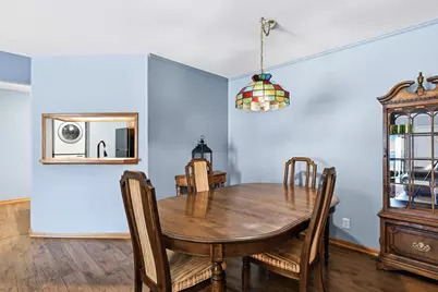 384  Park Hill Dr #E, Pewaukee, WI 53072 - Photo 9