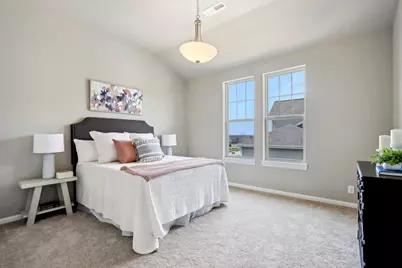 2836  Fox Lake Cir 201 / #04, Waukesha, WI 53189 - Photo 15