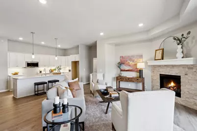 2836  Fox Lake Cir 201 / #04, Waukesha, WI 53189 - Photo 5