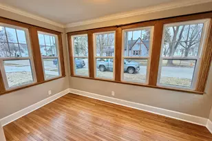 1221 Grace St, Janesville, WI 53545 - Photo 5