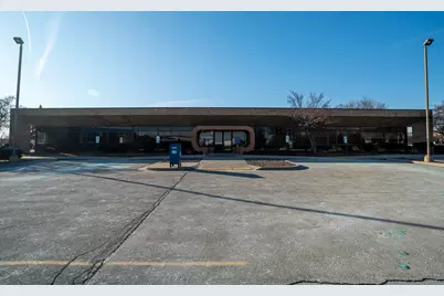 7630 S 10th St, Oak Creek, WI 53154 - Photo 7