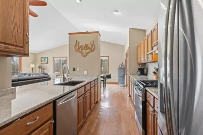 449  Gavin Pkwy, Kewaskum, WI 53040 - Photo 15