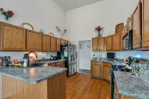 370 Smythe Dr, Williams Bay, WI 53191 - Photo 13