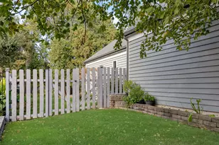 370 Smythe Dr, Williams Bay, WI 53191 - Photo 7