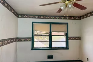 7518 W Medford Ave, Milwaukee, WI 53218 - Photo 7