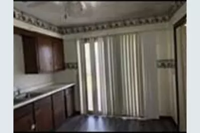 7518 W Medford Ave, Milwaukee, WI 53218 - Photo 5