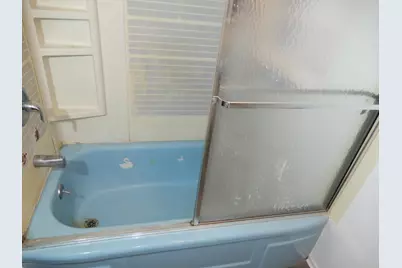 7518 W Medford Ave, Milwaukee, WI 53218 - Photo 15