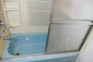 7518 W Medford Ave, Milwaukee, WI 53218 - Photo 15