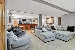 6817 Sandy Ln, Racine, WI 53185 - Photo 27