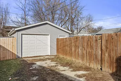 1616  Oregon St, Racine, WI 53405 - Photo 15