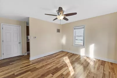 1616  Oregon St, Racine, WI 53405 - Photo 3