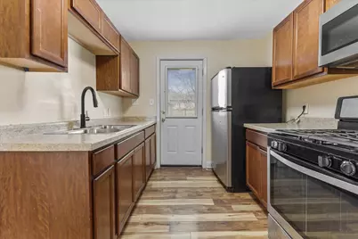 1616  Oregon St, Racine, WI 53405 - Photo 11