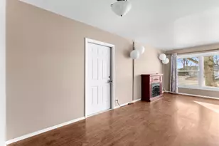 1433 N 23rd St, Manitowoc, WI 54220 - Photo 7