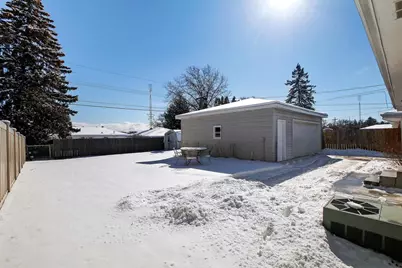 8015  48th Ave, Kenosha, WI 53142 - Photo 19