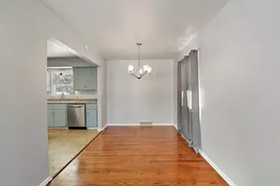 8015 48th Ave, Kenosha, WI 53142 - Photo 5