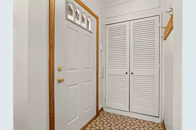 610  Leavens Ave, Sheboygan Falls, WI 53085 - Photo 9