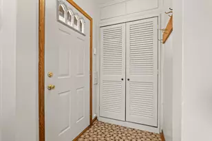 610 Leavens Ave, Sheboygan Falls, WI 53085 - Photo 9