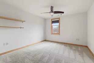 690 Rivershores Dr, West Bend, WI 53090 - Photo 15