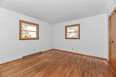 2000 S Woodlawn Dr, New Berlin, WI 53146 - Photo 11