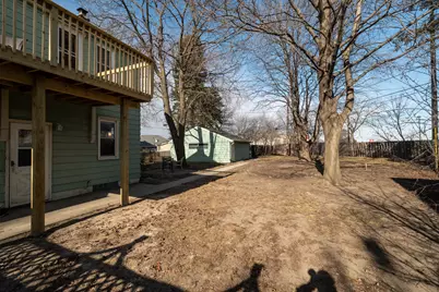 160 E Gauer Cir, Milwaukee, WI 53207 - Photo 31