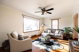 160 E Gauer Cir, Milwaukee, WI 53207 - Photo 5