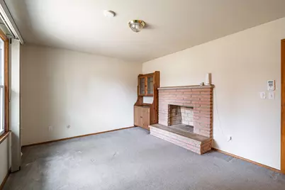 8624 N 63rd St, Brown Deer, WI 53223 - Photo 9