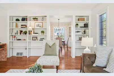 3220 W Chateau Ct, Mequon, WI 53092 - Photo 13