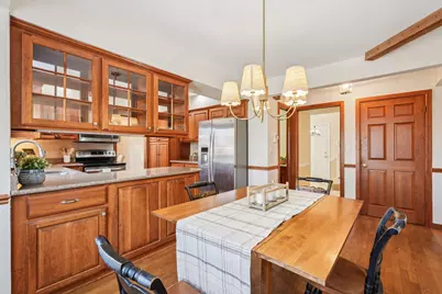 3220 W Chateau Ct, Mequon, WI 53092 - Photo 21