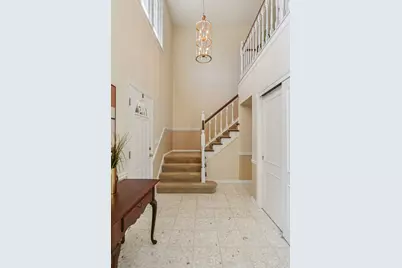 3220 W Chateau Ct, Mequon, WI 53092 - Photo 5