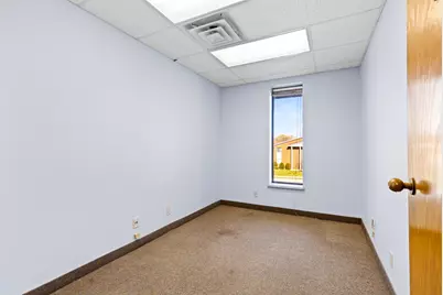 10607 W Oklahoma Ave, West Allis, WI 53227 - Photo 7