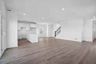 7076 Fair Oaks Rd, Racine, WI 53403 - Photo 9