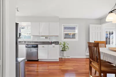 2604  Grove Ave, Racine, WI 53405 - Photo 7