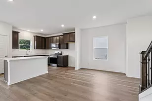 7075 Oakmont Rd, Racine, WI 53403 - Photo 13