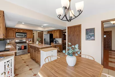 12785 W Bobwood Rd, New Berlin, WI 53151 - Photo 17