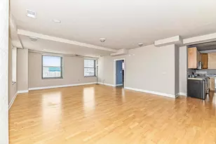 606 W Wisconsin Ave, Milwaukee, WI 53203 - Photo 11