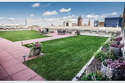 606 W Wisconsin Ave #1702, Milwaukee, WI 53203 - Photo 33