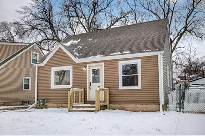 5273 N 51st Blvd, Milwaukee, WI 53218 - Photo 3