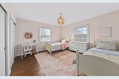 231 E Fox Dale Rd, Fox Point, WI 53217 - Photo 21