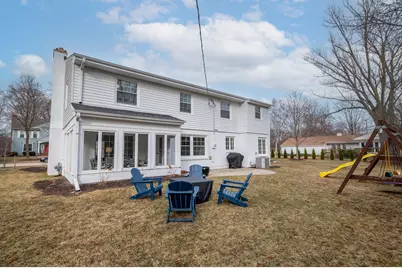 231 E Fox Dale Rd, Fox Point, WI 53217 - Photo 37