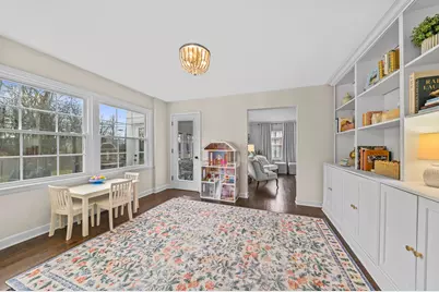 231 E Fox Dale Rd, Fox Point, WI 53217 - Photo 13