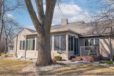 10004 N Holmes Ct, Mequon, WI 53092 - Photo 31