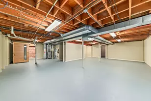 10004 N Holmes Ct, Mequon, WI 53092 - Photo 27