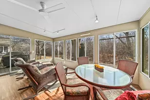 10004 N Holmes Ct, Mequon, WI 53092 - Photo 13